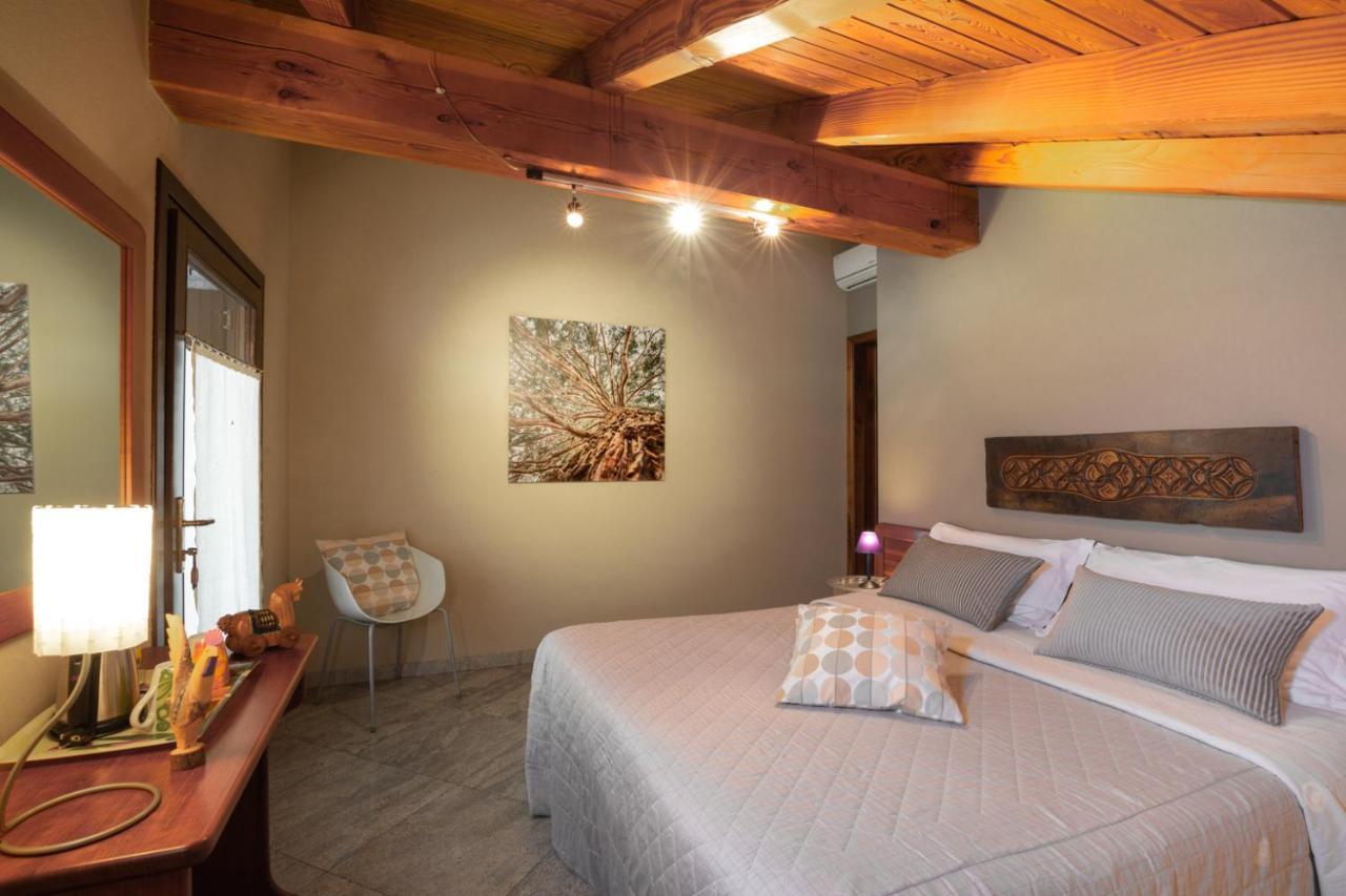 Al Castel Bed & Breakfast Pont-Saint-Martin Exterior foto